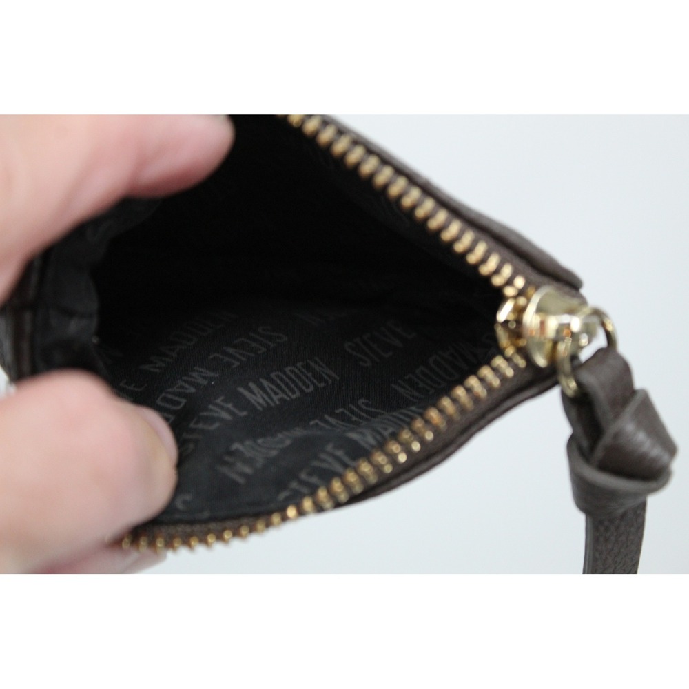 Steve Madden Brown Pebbled Faux Leather Coin Purse Keychain Wallet Gold Tone - Picture 2 of 3